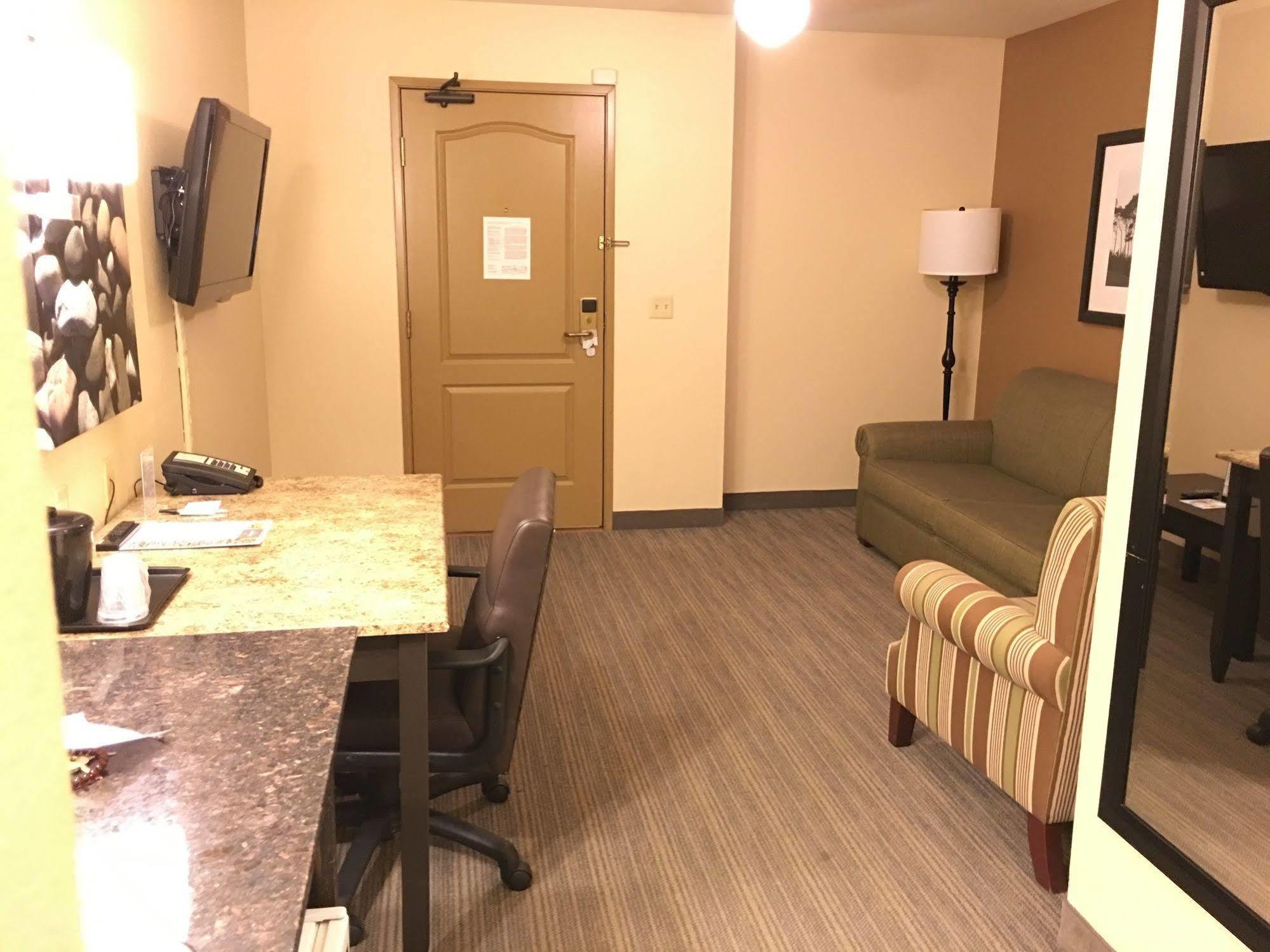 Country Inn & Suites By Radisson Kenosha - Pleasant Prairie מראה חיצוני תמונה